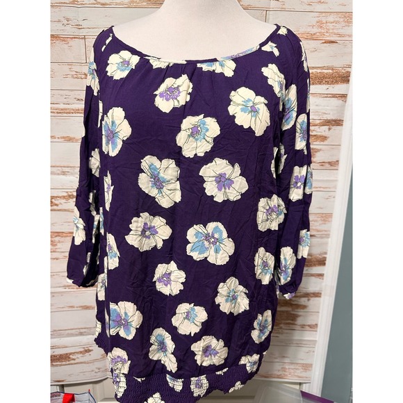 Old Navy Women’s Maternity Purple Floral-Large - Picture 1 of 9